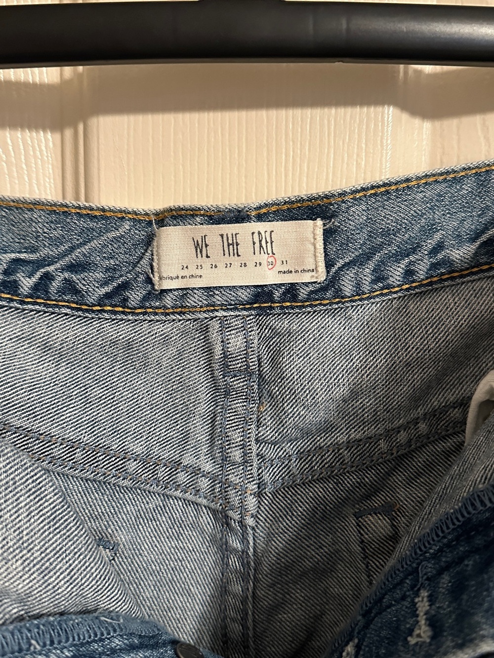 Free People We The Free Women’s Distressed Light Blue Denim Cutoff Shorts, Sz 30 - Picture 6 of 9